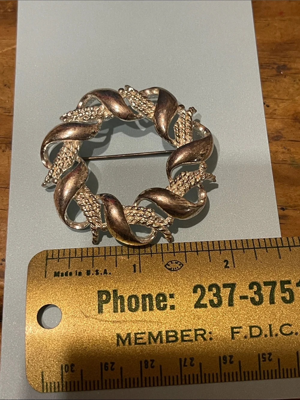 Silver-Tone Twisted Wreath Brooch – Classic Circle Pin